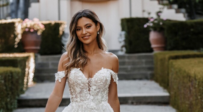 meghan markle's bridesmaid dress Luxurious Crystal Pearl Beaded Long Sleeves Ball Gowns Wedding Dresses   luladress