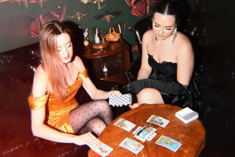 Practical Magic themed party - tarot card reader
