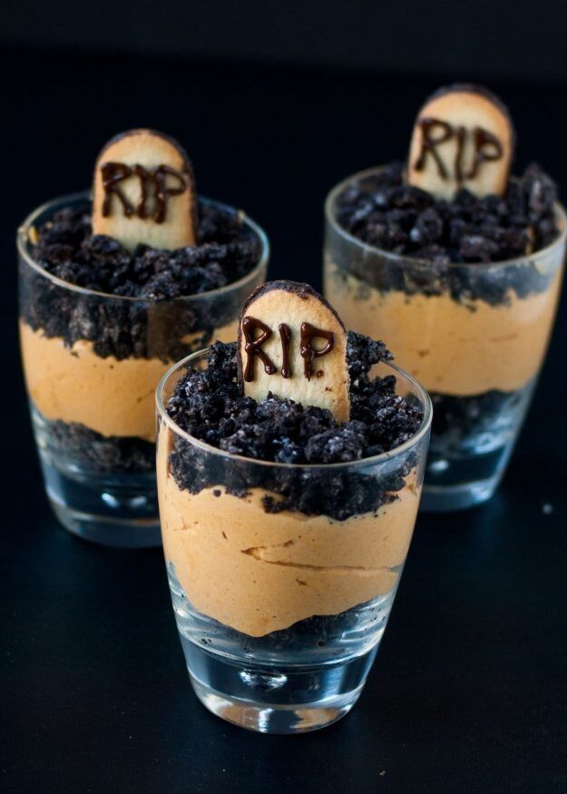 Halloween Finger Food Recipes - Graveyard Parfaits