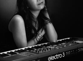 Ayako Higuchi Pianist - Jazz Pianist - New York City, NY - Hero Gallery 3