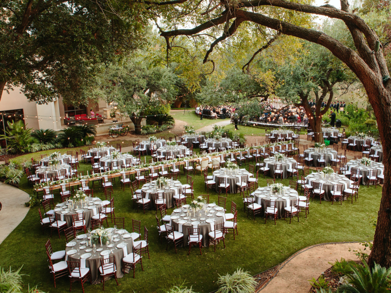 Outdoor Wedding Necessities: How to Have an Outdoor Wedding