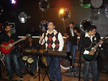 Octavio - Bachata & Merengue - Latin Band  - Latin Band - Orlando, FL - Hero Main