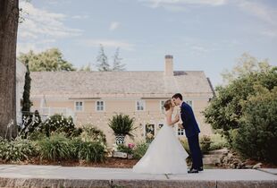 A Classic, Sophisticated Ballroom Wedding in New Hampshire