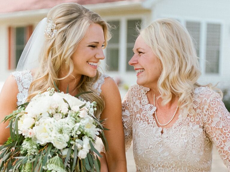 can mother of bride and mother of groom wear same color