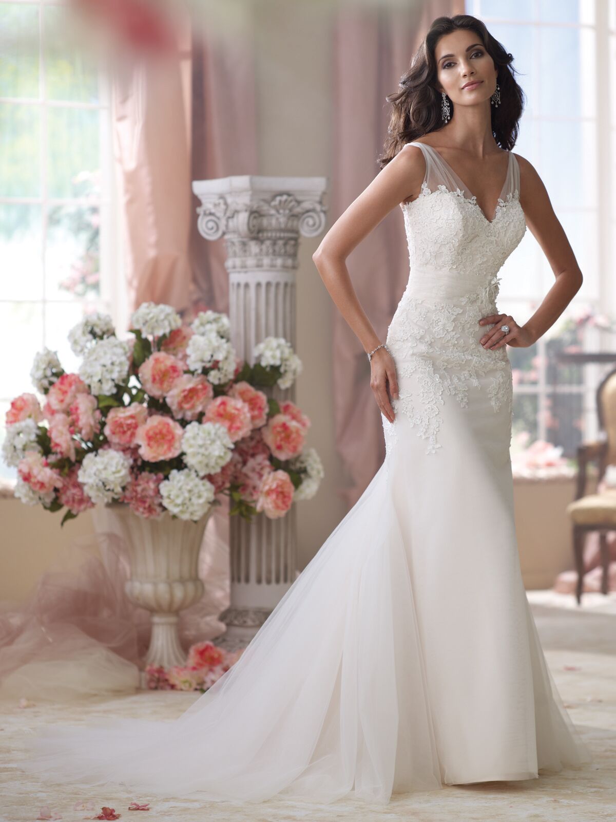 wedding dresses that make you look slimmer