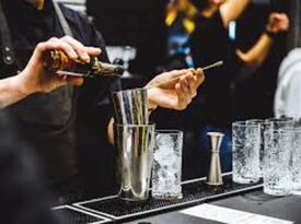 Sip & Pour Mobile Bartending - Bartender - Indianapolis, IN - Hero Gallery 3