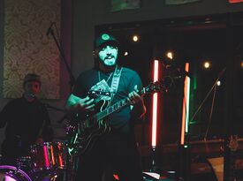 Neon Wild - Variety Band - Kansas City, MO - Hero Gallery 3