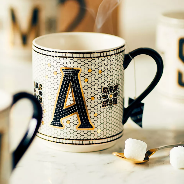 Personalized initial mug with honeycomb design