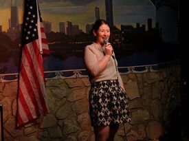 Melissa Richelle - Stand Up Comedian - Chicago, IL - Hero Gallery 2