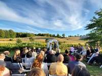 14 Michigan Wedding Venues Packed With Charm