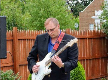 PaulGregoryWhitt-Solo Guitar - Guitarist - Columbus, OH - Hero Main