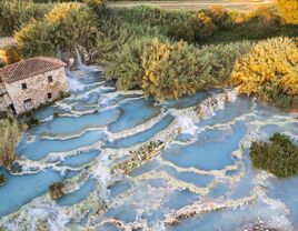 15 Natural Hot Springs in the World for Couples