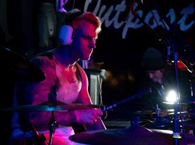 Pop Machine - Corporate Events, Weddings & More! - Top 40 Band - Akron, OH - Hero Gallery 3