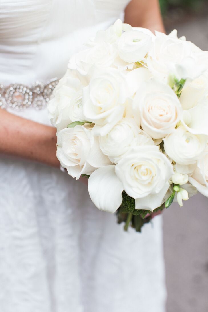 White Rose And Ranunculus Bridal Bouquet 8206