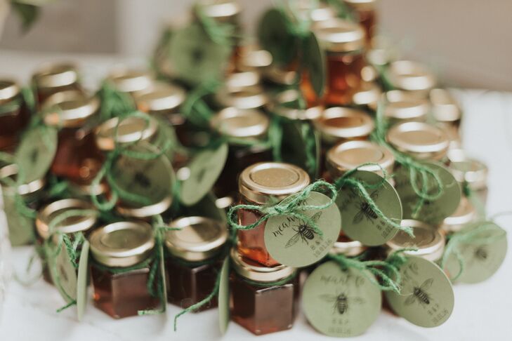 Diy Honey Wedding Favors