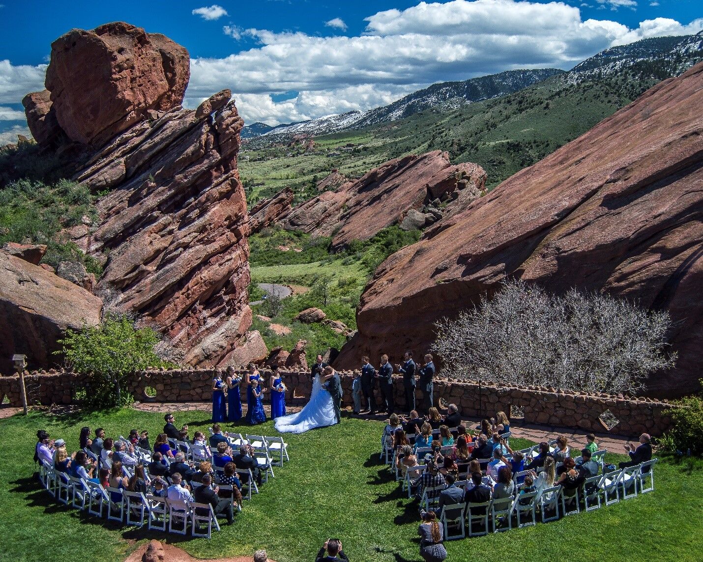 are dogs allowed at red rocks amphitheater