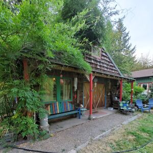 Gallery Photo 15