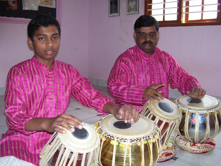 Pandit Rajgopal Kallurkar was not just a tabla teacher, but also a mentor who imparted valuable life lessons. Through his guidance, Pavan learned not only the technical aspects of tabla playing but also important values that continue to shape his life to this day. Pandit Rajgopal Kallurkar's teachings and influence will always be remembered and cherished.