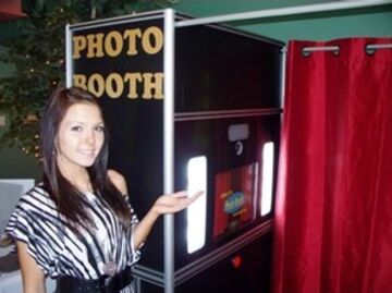 NEW HAVEN PHOTO BOOTH RENTAL AND PHOTOGRAPHY - Photographer - New Haven, CT - Hero Main