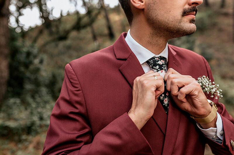 Colorful Suits for Grooms