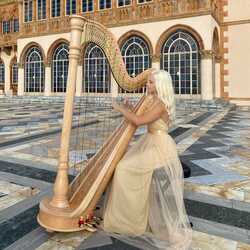 Sarasota Harpist Emma, profile image