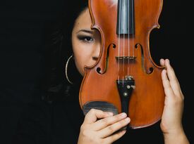 Tamila Viola - Violinist - Chicago, IL - Hero Gallery 2