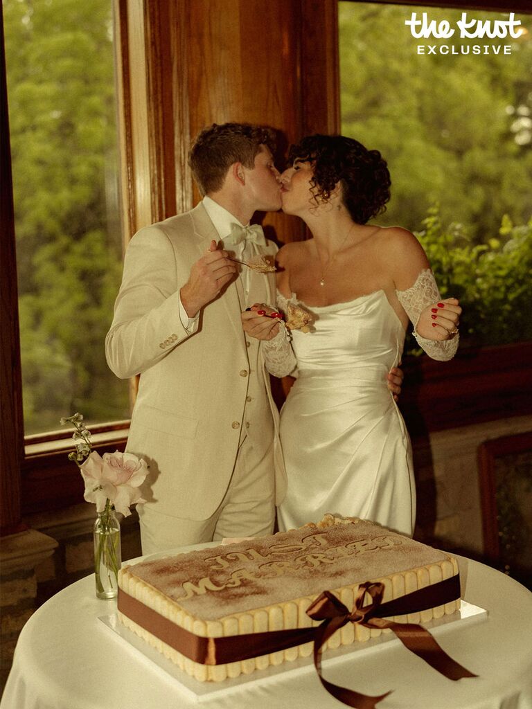 Tommy Winkler and Jessica with their tiramisu wedding cake