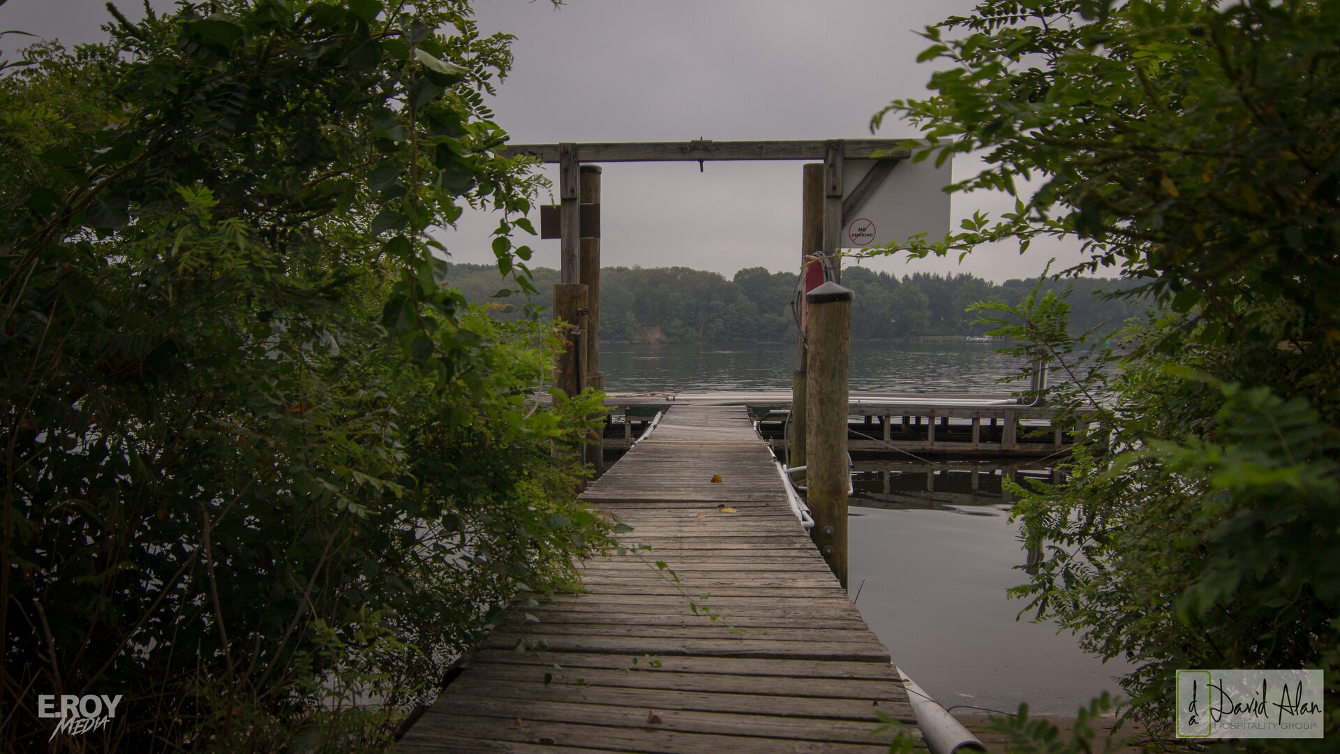 pattaconk yacht club chester ct