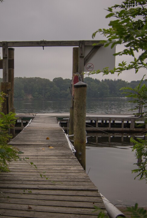 pattaconk yacht club chester ct