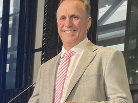 Duncan Schieb | Charity Auctioneer & Emcee - Auctioneer - Honolulu, HI - Hero Gallery 1