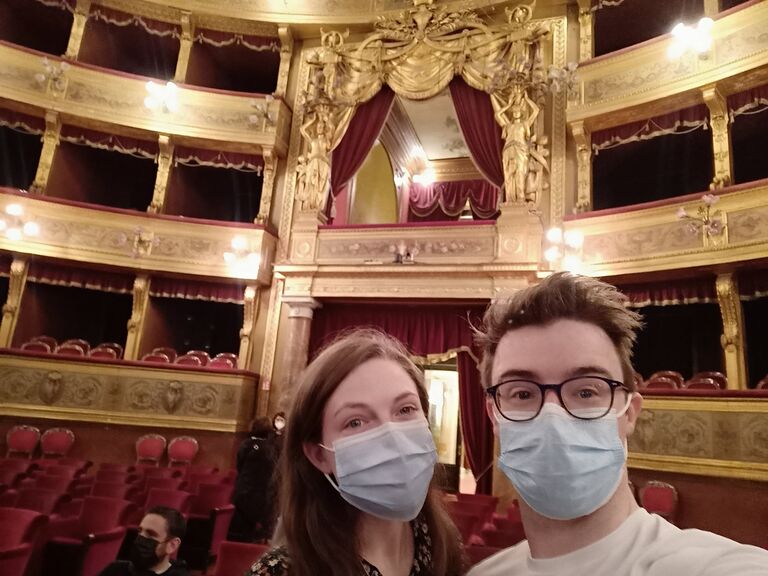 Consistent mask-wearing! The key to avoiding infection!