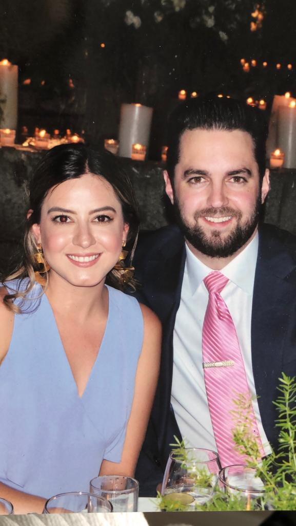 Nuestro primer date oficial, fue en la boda de Daniela y Paco en CDMX