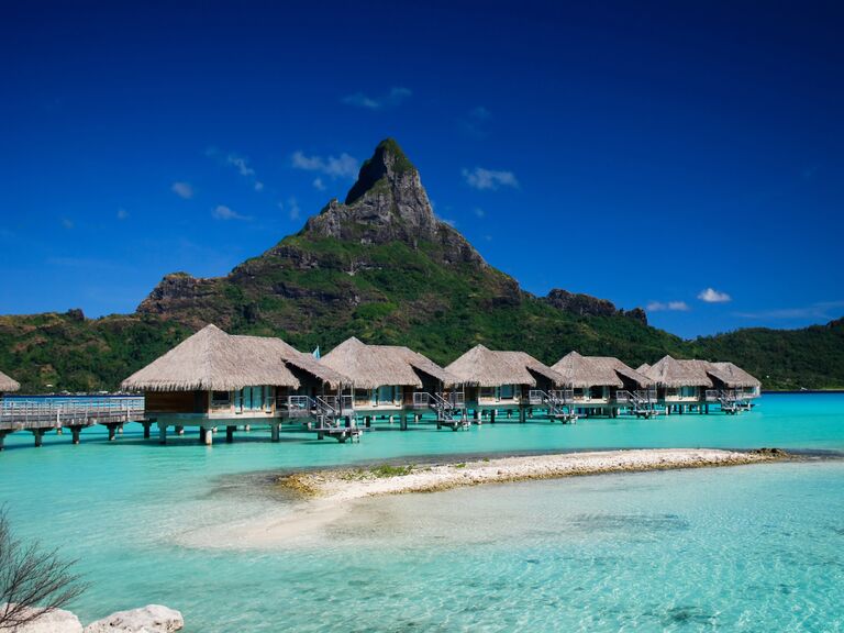 Far-Flung wedding destination: Tahiti 