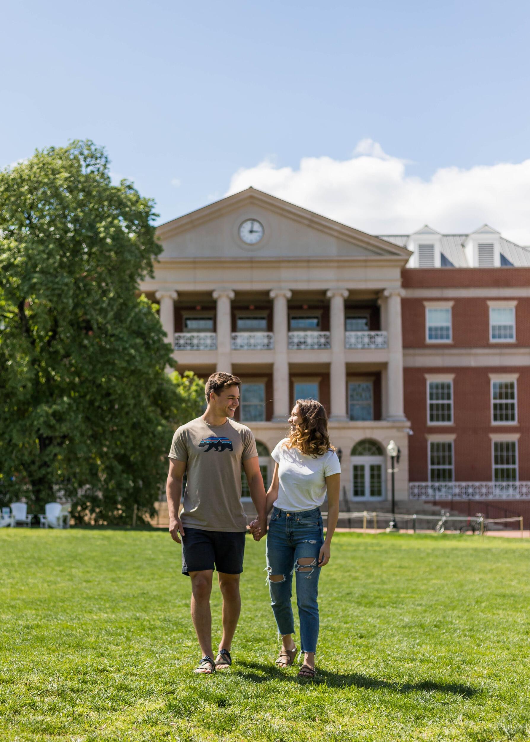 Noah graduates from UMW and they move on to Richmond together