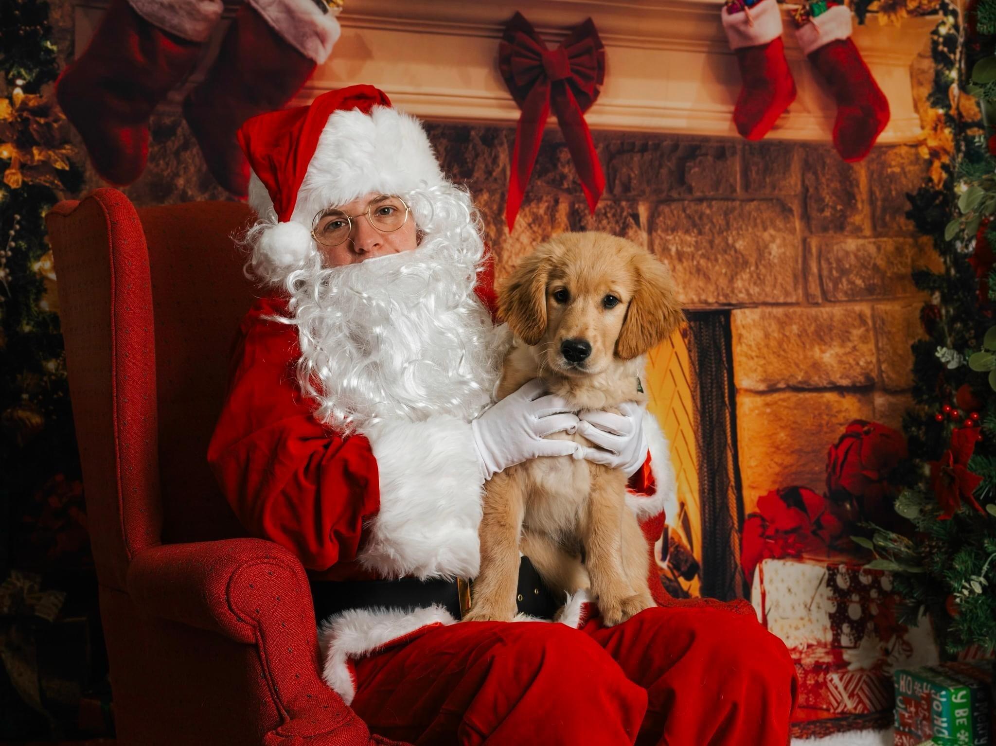 Sam and Alyssa take Forest to get pictures with Santa