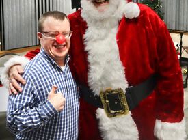 Cheerful Santa - Santa Claus - Goshen, IN - Hero Gallery 4