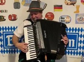 Pat Septak: Pittsburgh's #1 Oktoberfest Accordion - Accordion Player - Cranberry Township, PA - Hero Gallery 2