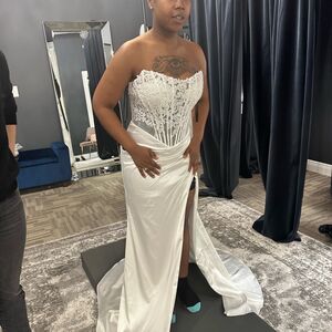 Gallery Photo 18
