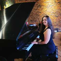 Nicole Marie Quinn, profile image