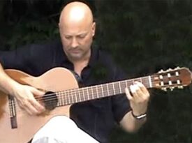 Leonel Lorador - Classical Guitarist - New York City, NY - Hero Gallery 2