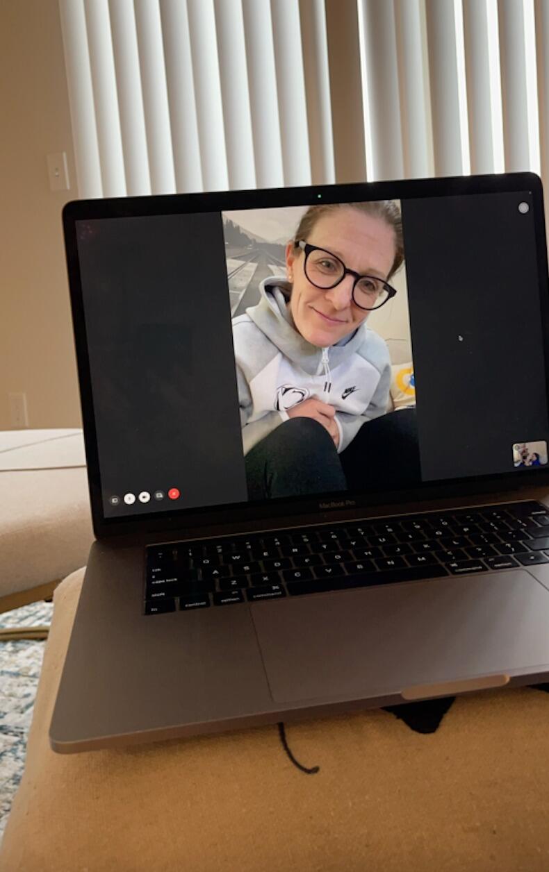 Most of Kelly & Allison's relationship has been long distance... after a year in State College together...its back to the long distance rhythm of facetime/zooms! 