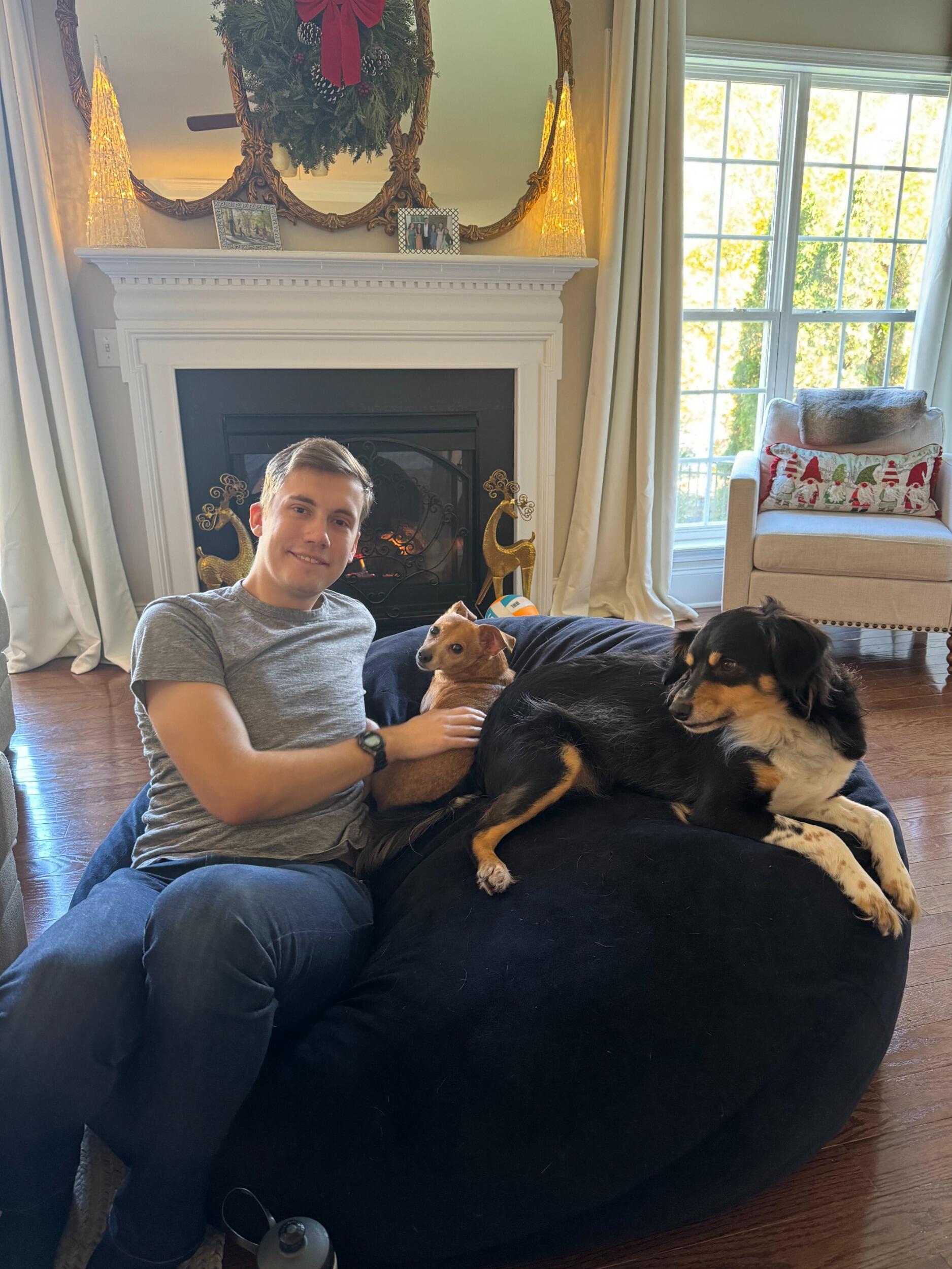 Dad's House, Thanksgiving Break.