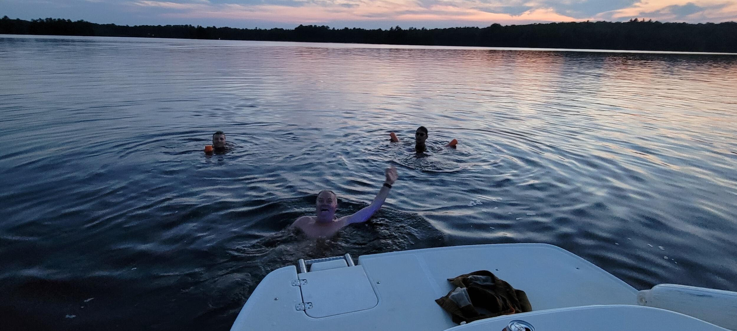 Megan brought TJ to the Lake for the first time for the Fourth of July! Highlights of the week: TJ experienced a Wisconsin boat parade, became the best bartender Riel Thirsty Bar has known, and he even showed off his water-skiing prowess! Oh and we can't forget "Poncho Villa's" unforgettable entrance. #Tesla #Idontspeakspanish