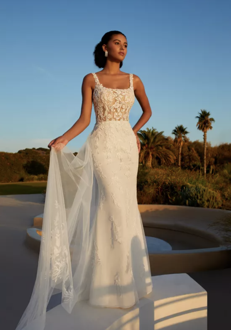 24 Column Wedding Dresses for Every Style