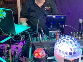 High Caliber DJ & Karaoke with Richie Hodge - Karaoke DJ - Tampa, FL - Hero Gallery 4