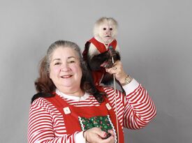 Miki the monkey - Circus Performer - Little Rock, AR - Hero Gallery 3