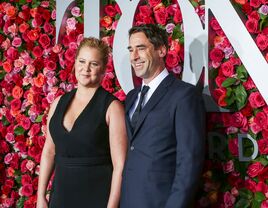 amy schumer and husband chris fischer