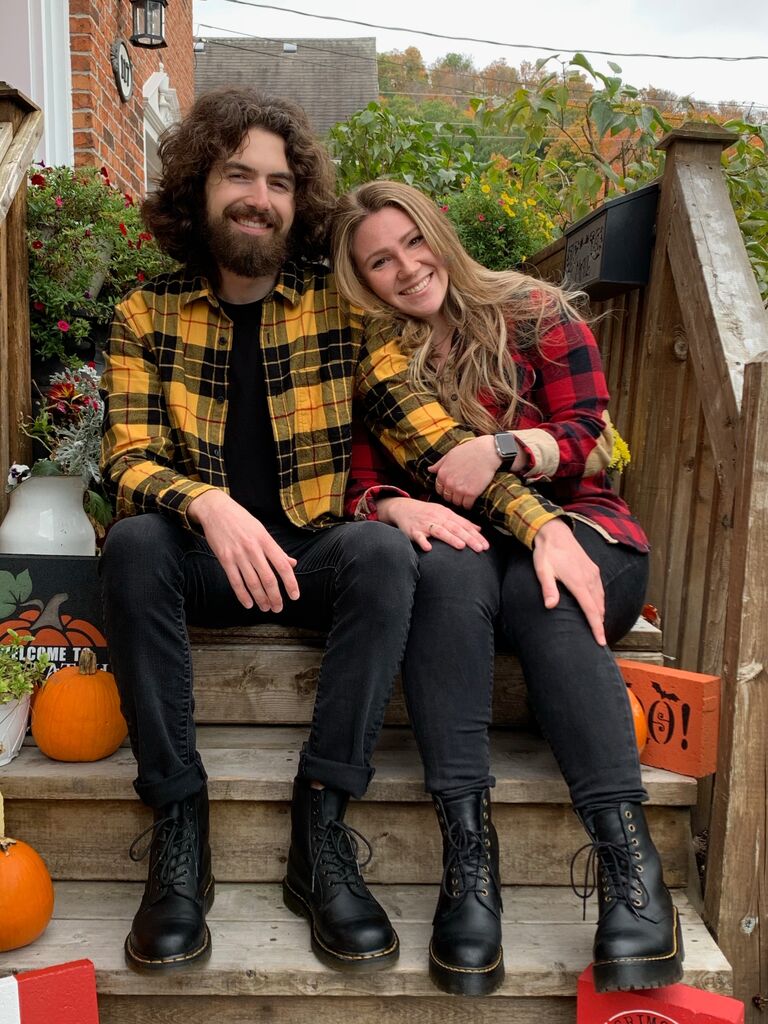 Celebrating Thanksgiving with the family in the only way.... matching!