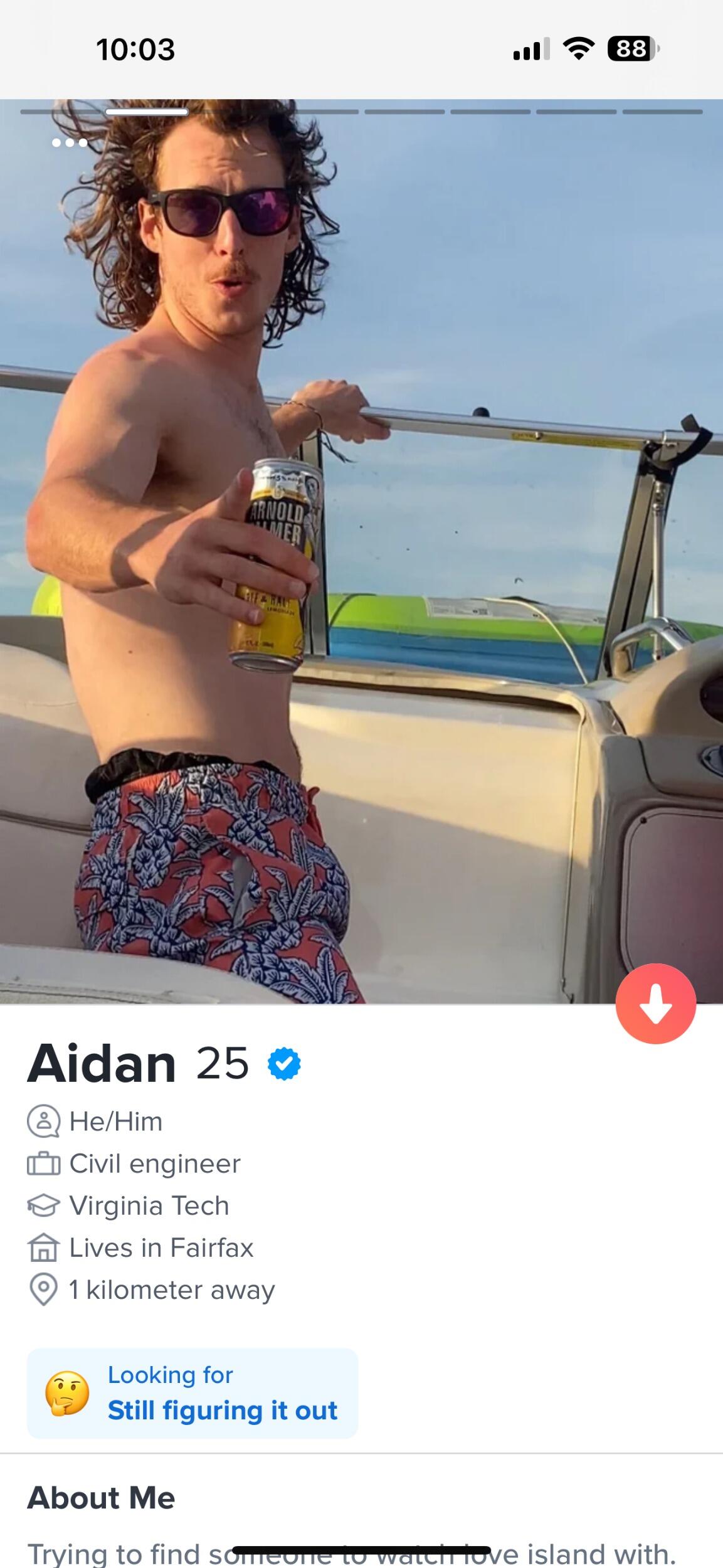 Aidan's Tinder profile
