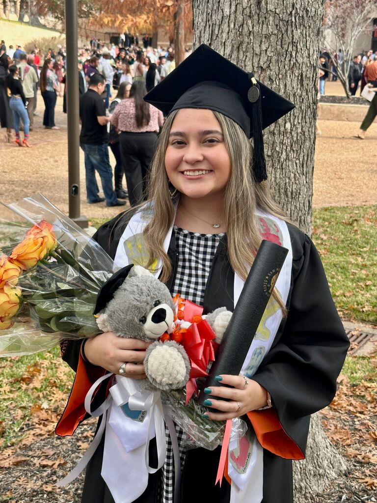 Kyleigh graduated from Sam Houston & got to celebrate with Cameron! They got to say goodbye to the place that brought them together. It'll forever hold a special place in their hearts. 